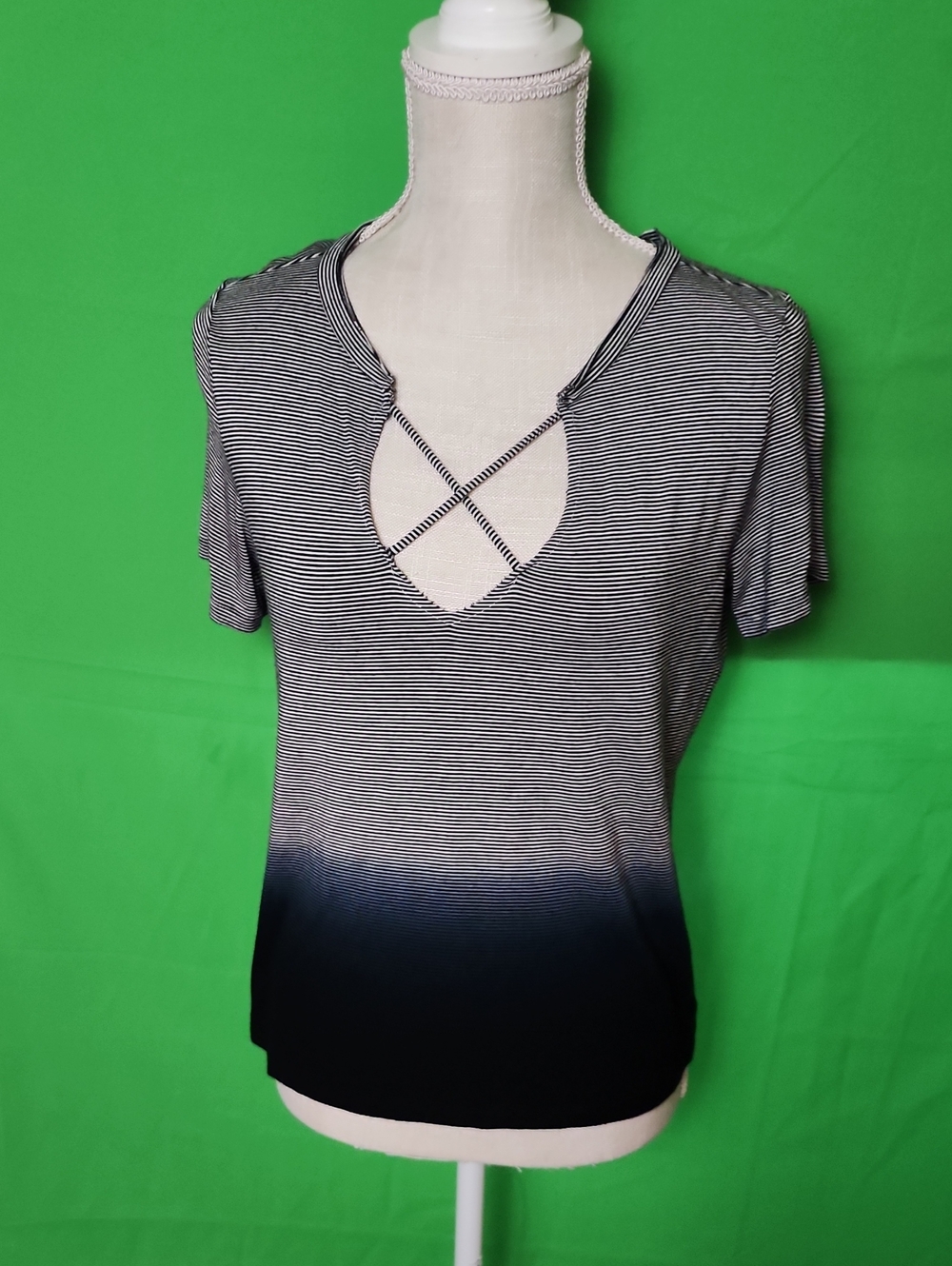 American Eagle Soft & Sexy Criss Cross V-Neck Striped Ombre Tee - S